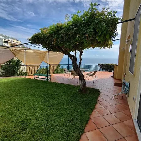 Vista Mare Ad Acciaroli Localita Mezzatorre Ferienhaus Agnone Cilento