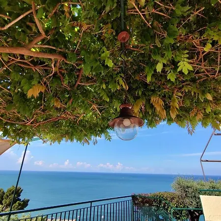 Vista Mare Ad Acciaroli Localita Mezzatorre Agnone Cilento