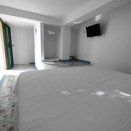 Vista Mare Ad Acciaroli Localita Mezzatorre Ferienhaus Agnone Cilento